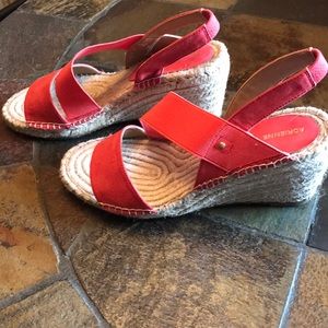 Adrianne Vittadini Wedge Sandals